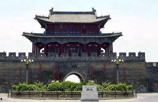 商丘古城吃瓜,夏日吃瓜盛宴，品味古韵时光