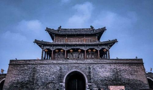 商丘古城吃瓜,夏日吃瓜盛宴，品味古韵时光