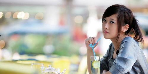 头条号美女吃瓜