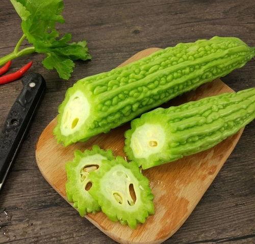 来张嘴吃瓜,揭秘娱乐圈那些不为人知的秘密